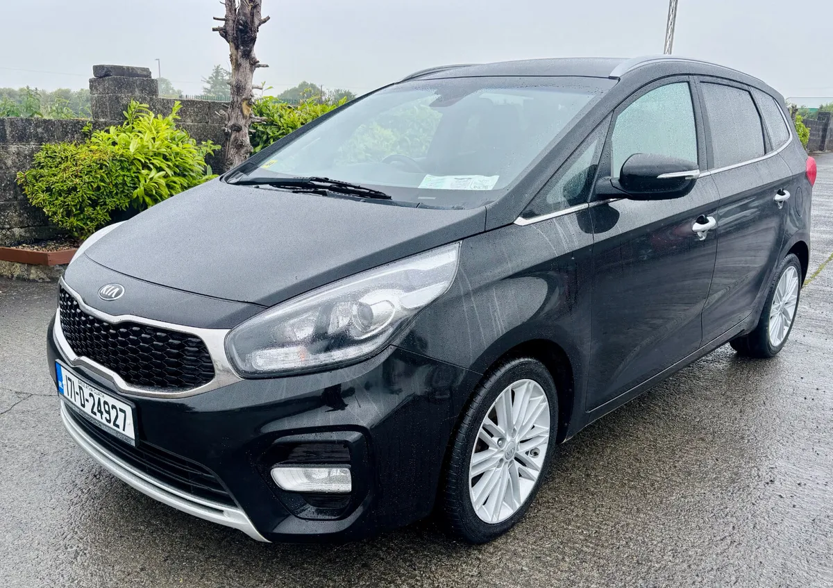 2017 Kia Carens DIESEL 7 SEATER - Image 3