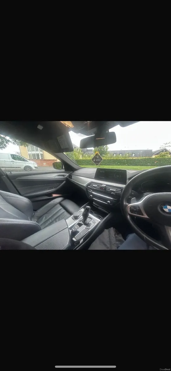 BMW 5-Series 2020 - Image 4