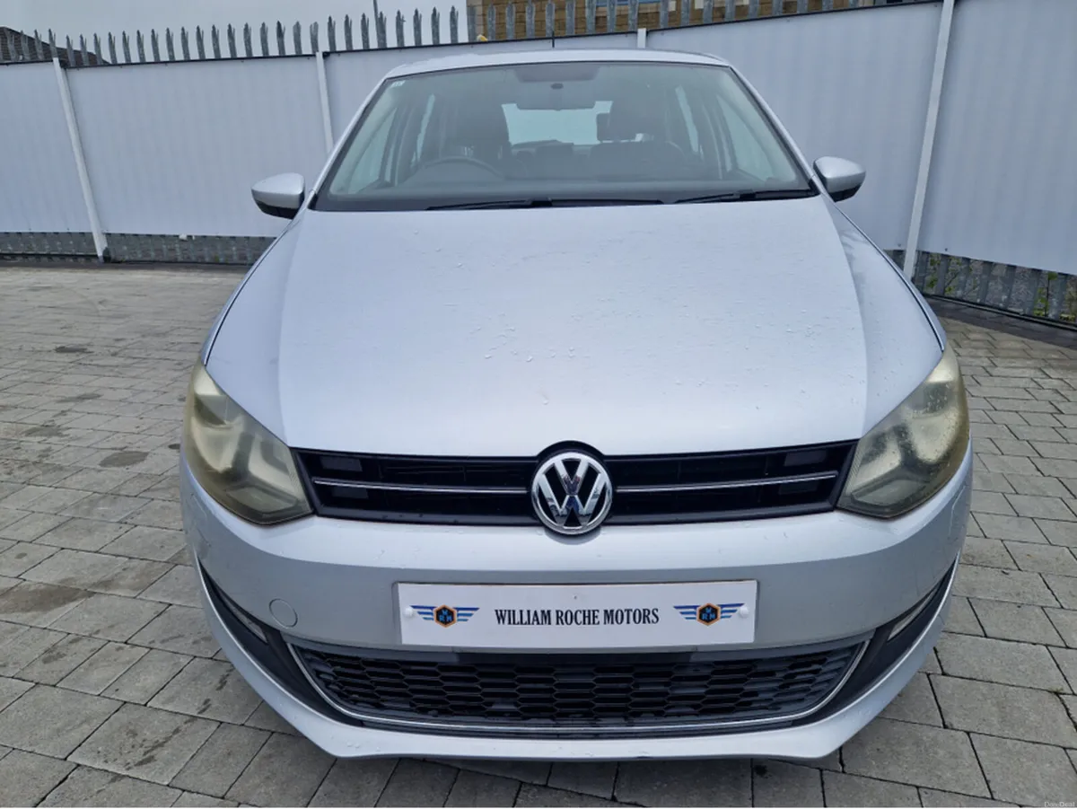 Volkswagen Polo 1.2 PETROL AUTO - Image 3