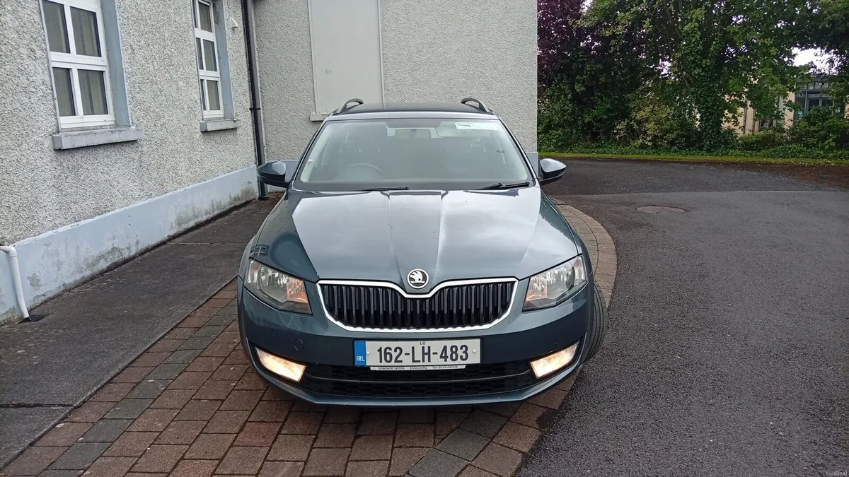 162 Skoda Octavia Automatic NCT 12/2026 - Image 2