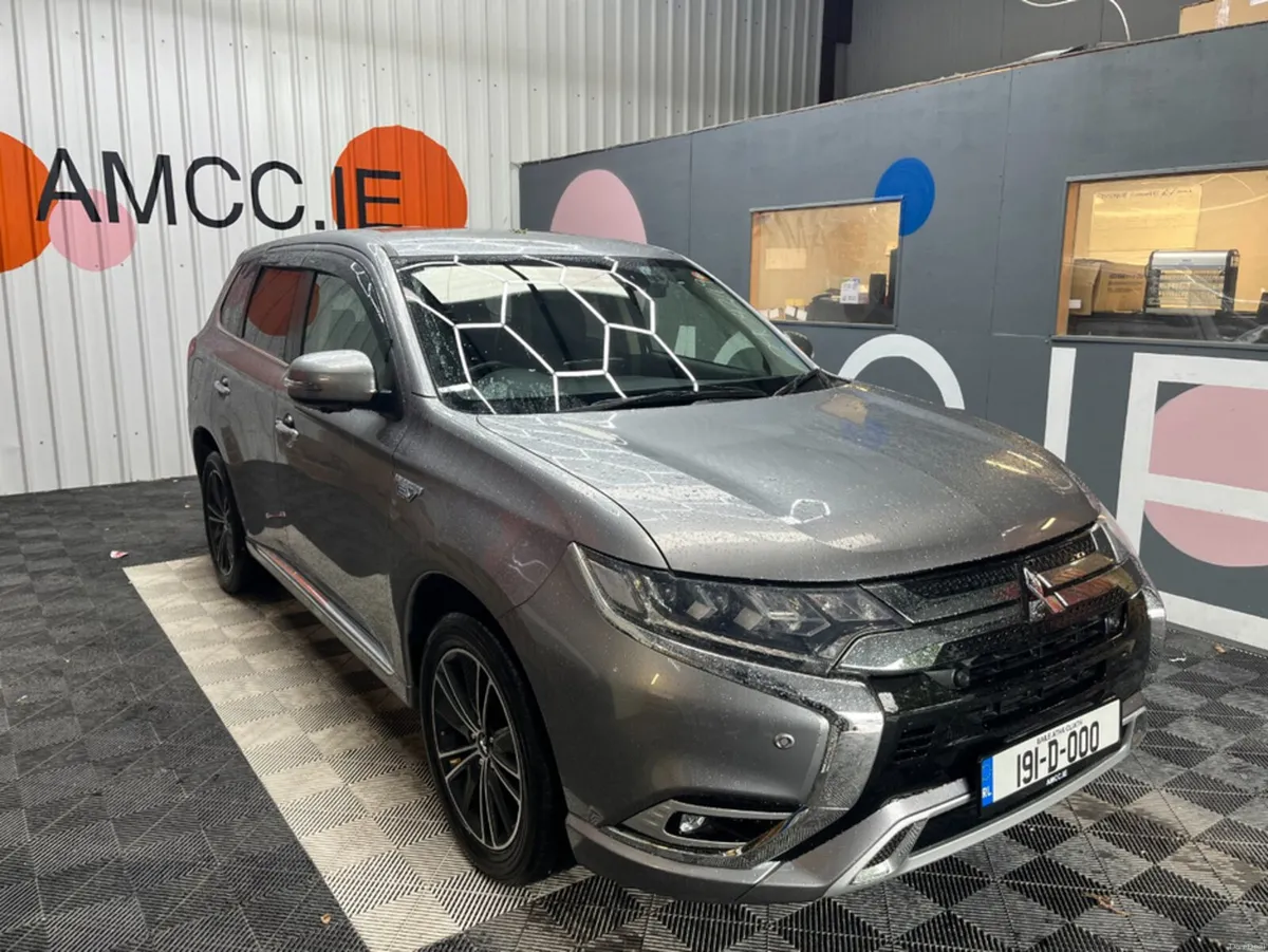 Mitsubishi Outlander 2019 MITSUBISHI OUTLANDER PHE - Image 1