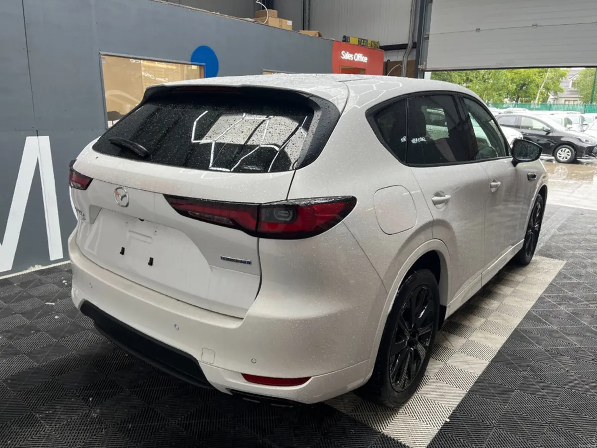 Mazda CX-60 2023 MAZDA CX-60 PHEV EXCLUSIVE SPORTS - Image 2