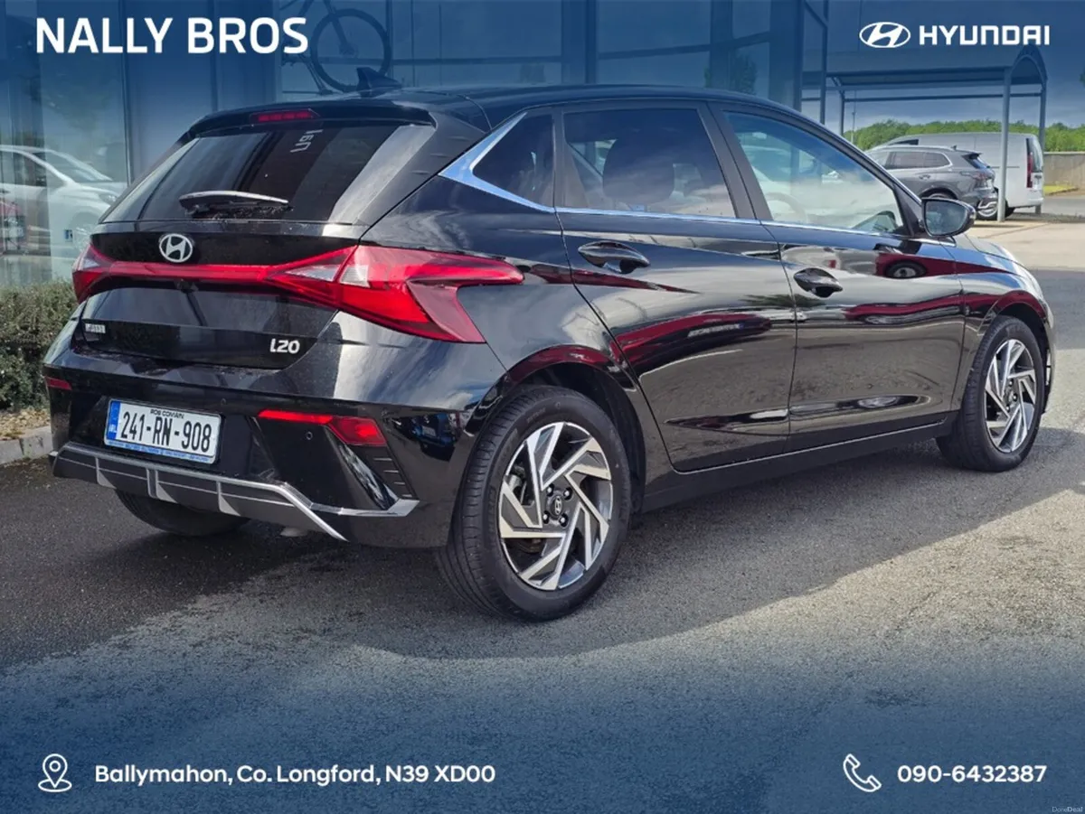 Hyundai i20 PLUS AUTOMATIC 5DR AUTO - Image 3