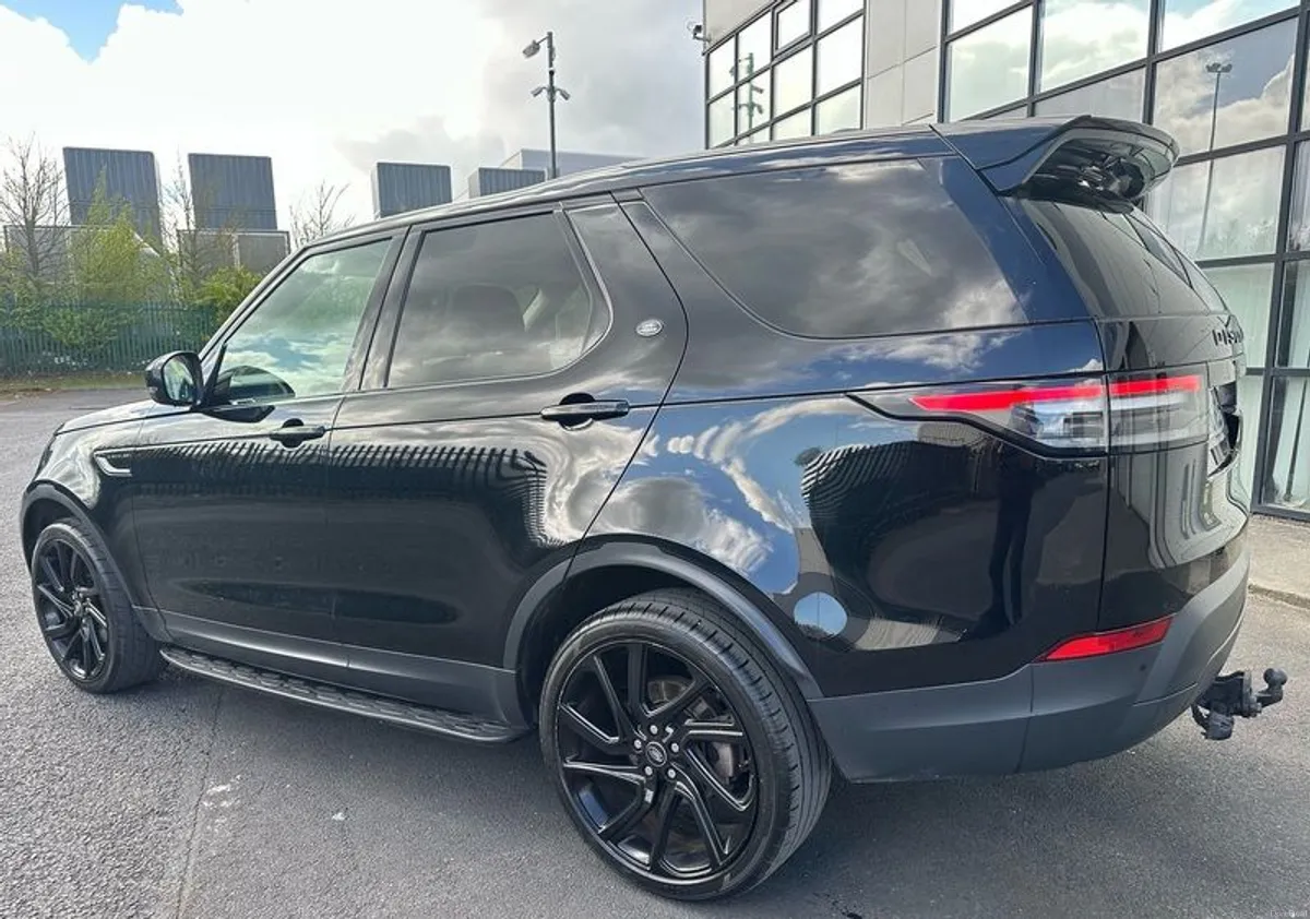 2019 Land Rover DiscoveryMay sell or swap - Image 3