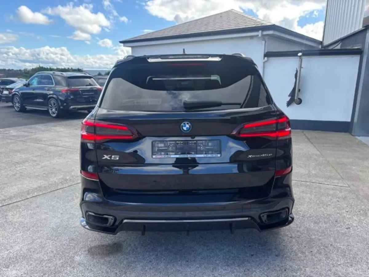 BMW X5 X DRIVE45E M SPORT - Image 3