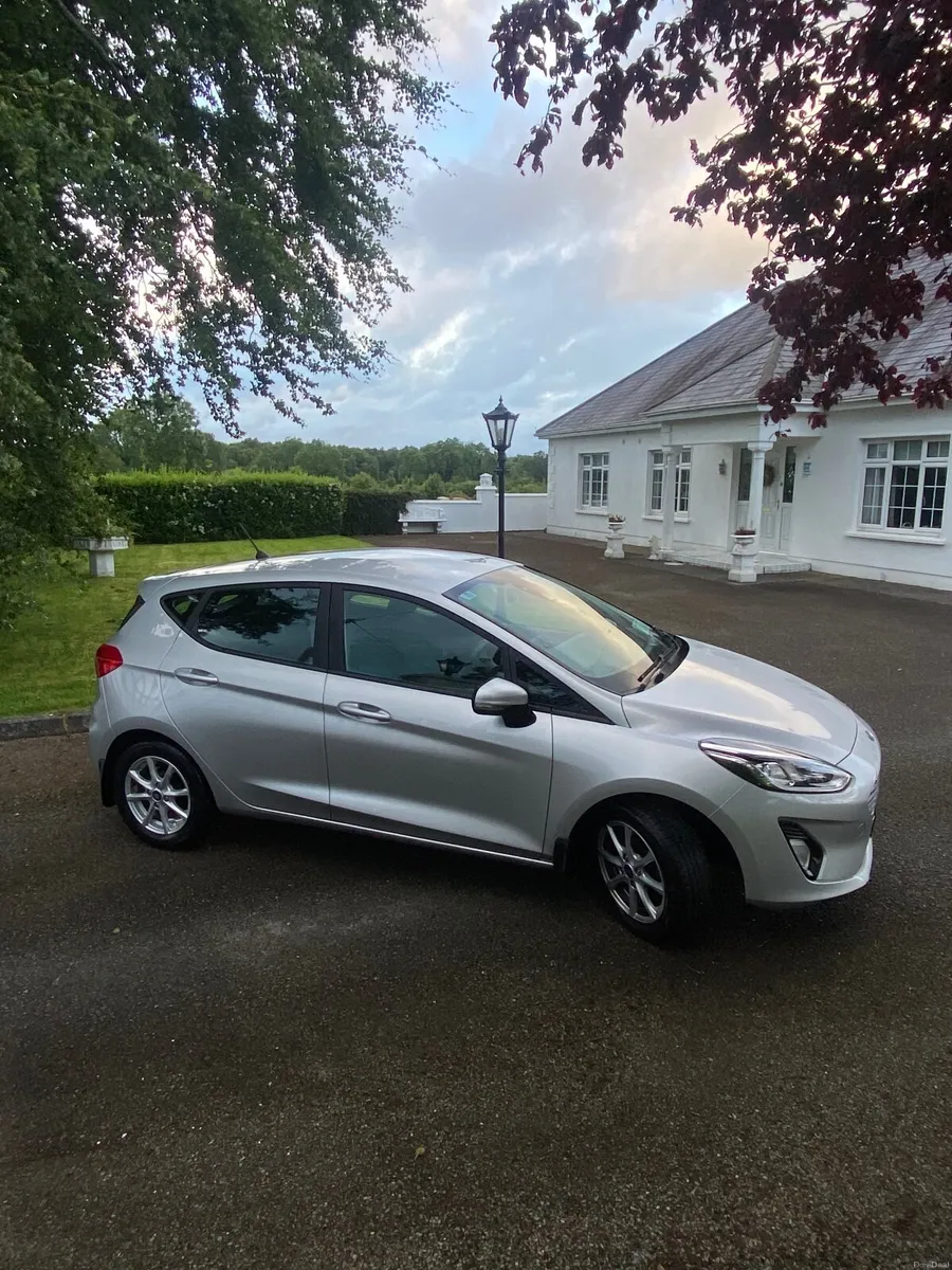 2019 Ford Fiesta TITANIUM, 1.1L Petrol 5dr Silver - Image 4