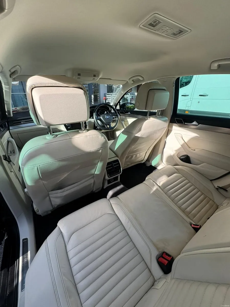 Volkswagen Passat 2015 - Image 3