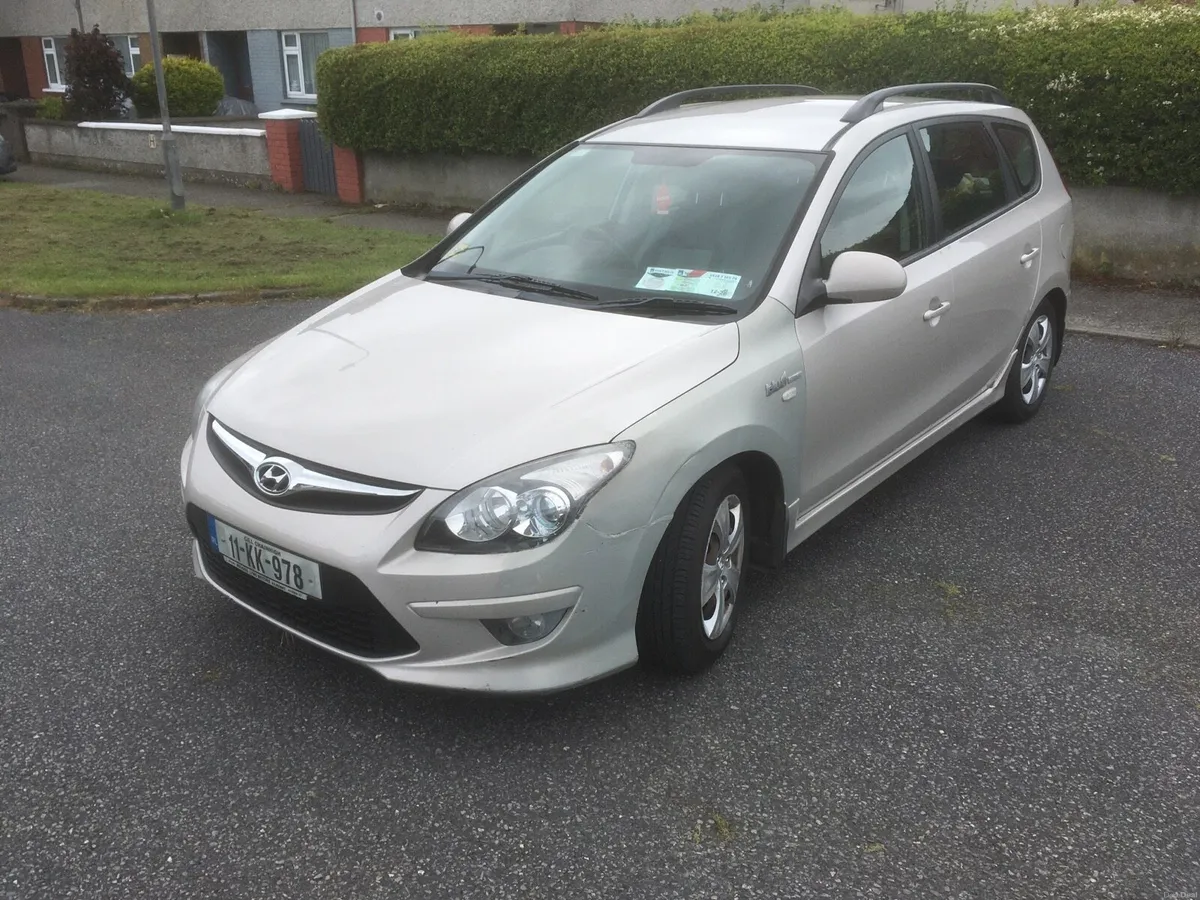 Hyundai i30 Crosswagon - Image 2