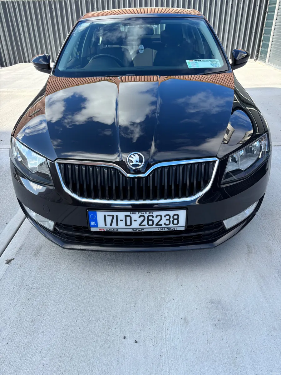 2017 Skoda Octavia AMBITION 1.6 TDI DSG - Image 4