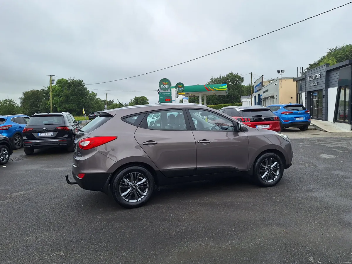 Hyundai ix35 Executive 1.7 *High Spec/Heated Seats - Image 3