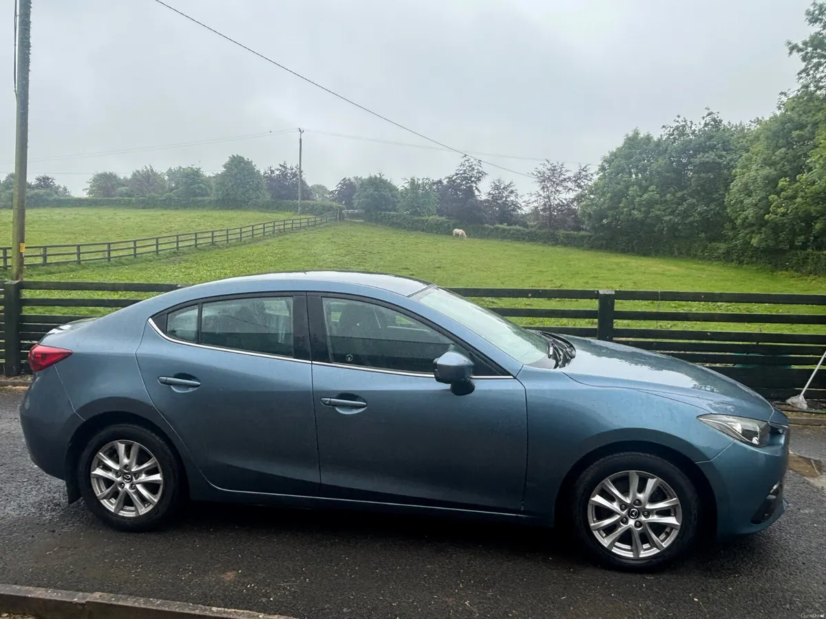Mazda 3 2015 - Image 5