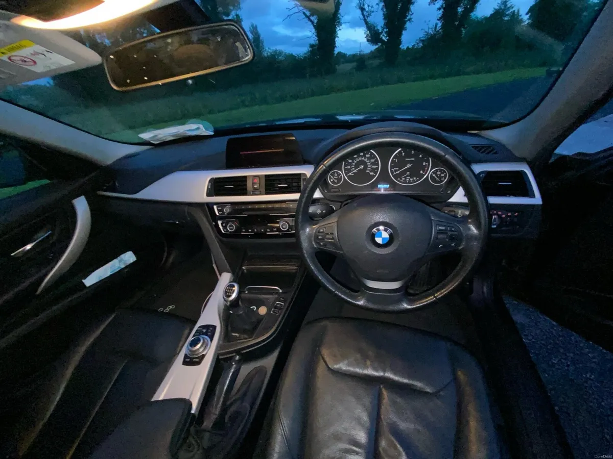 320d Bmw - Image 4