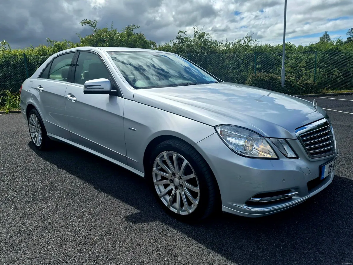 Mercedes-Benz E-Class 2012 - Image 3