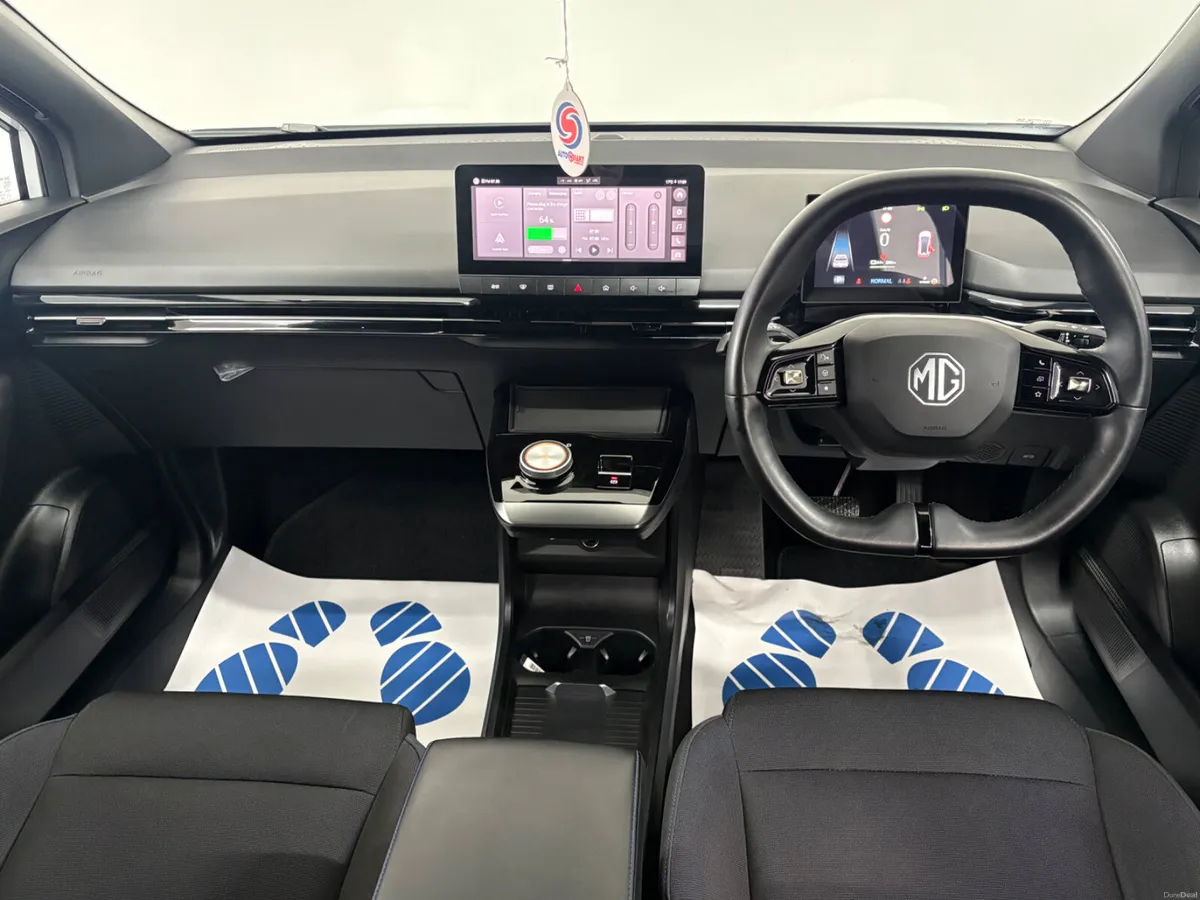 MG MG4 SR 51Kwh 2023 - Image 3