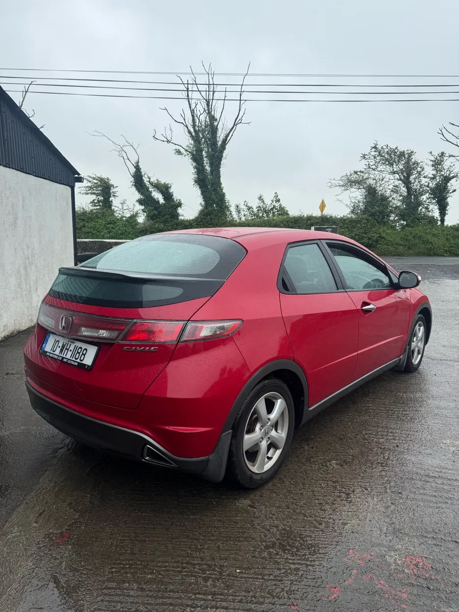Honda civic - Image 3