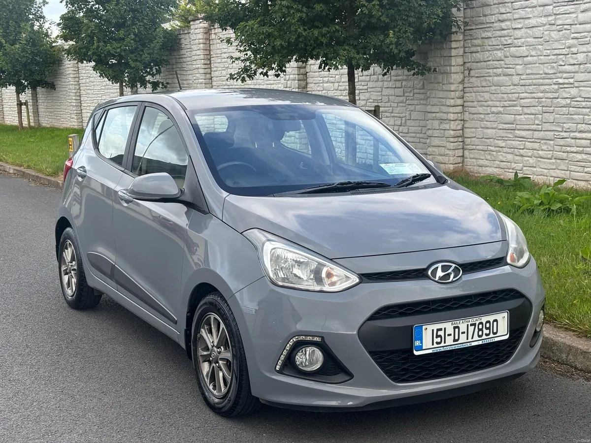 151 Hyundai i10 Deluxe 1.0 Petrol 5dr - Image 1