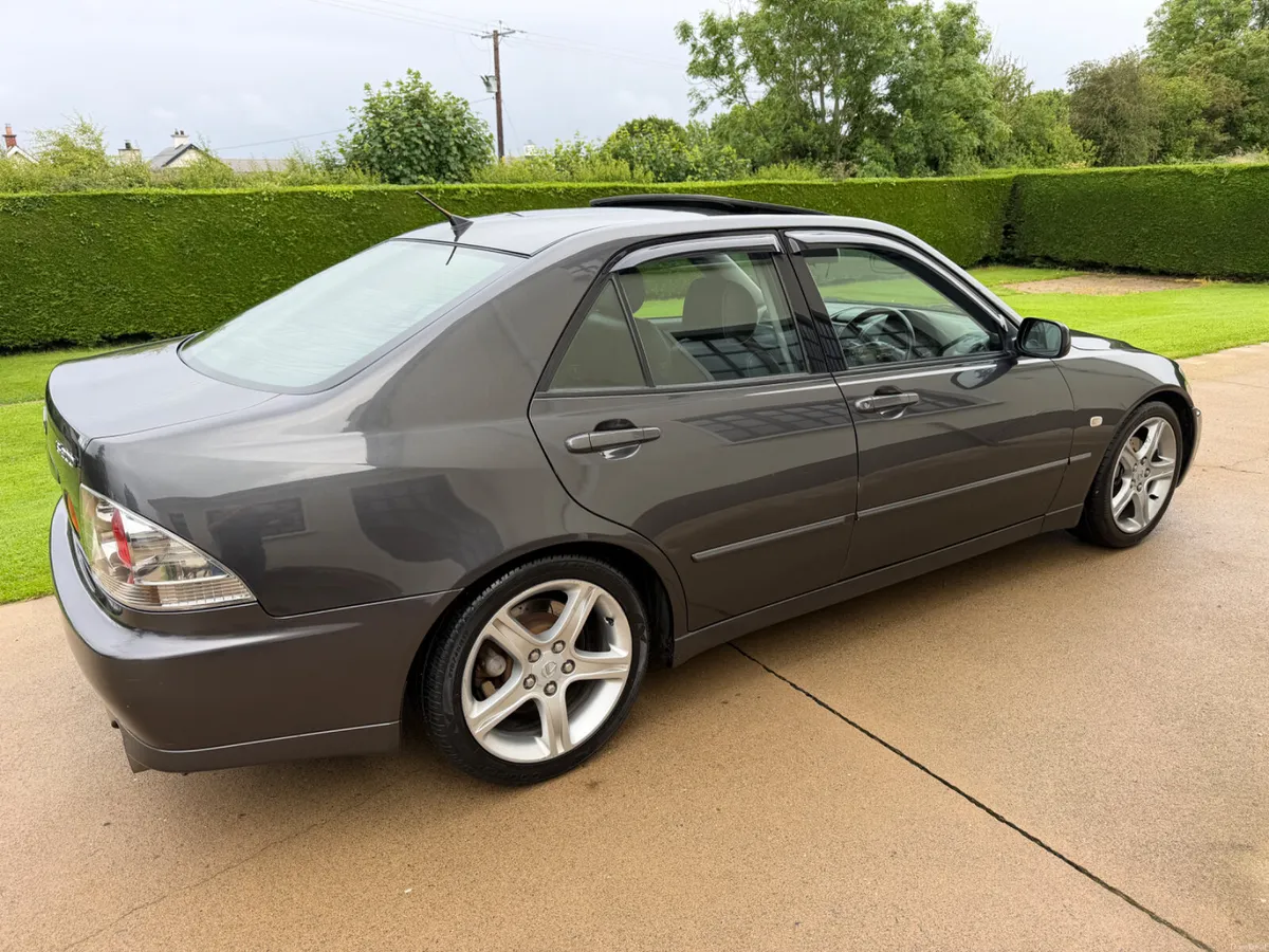 2004 LEXUS IS200 SE | BLACK LEATHER | EXTRAS - Image 2
