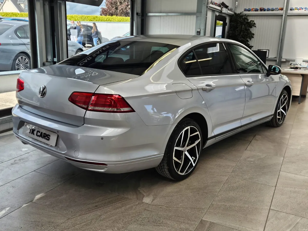 18 VOLKSWAGEN PASSAT AUTOMATIC UP-GRADED ALLOYS - Image 3