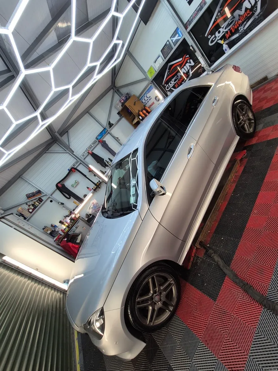 2014 Mercedes E300 Automatic Saloon - Image 3