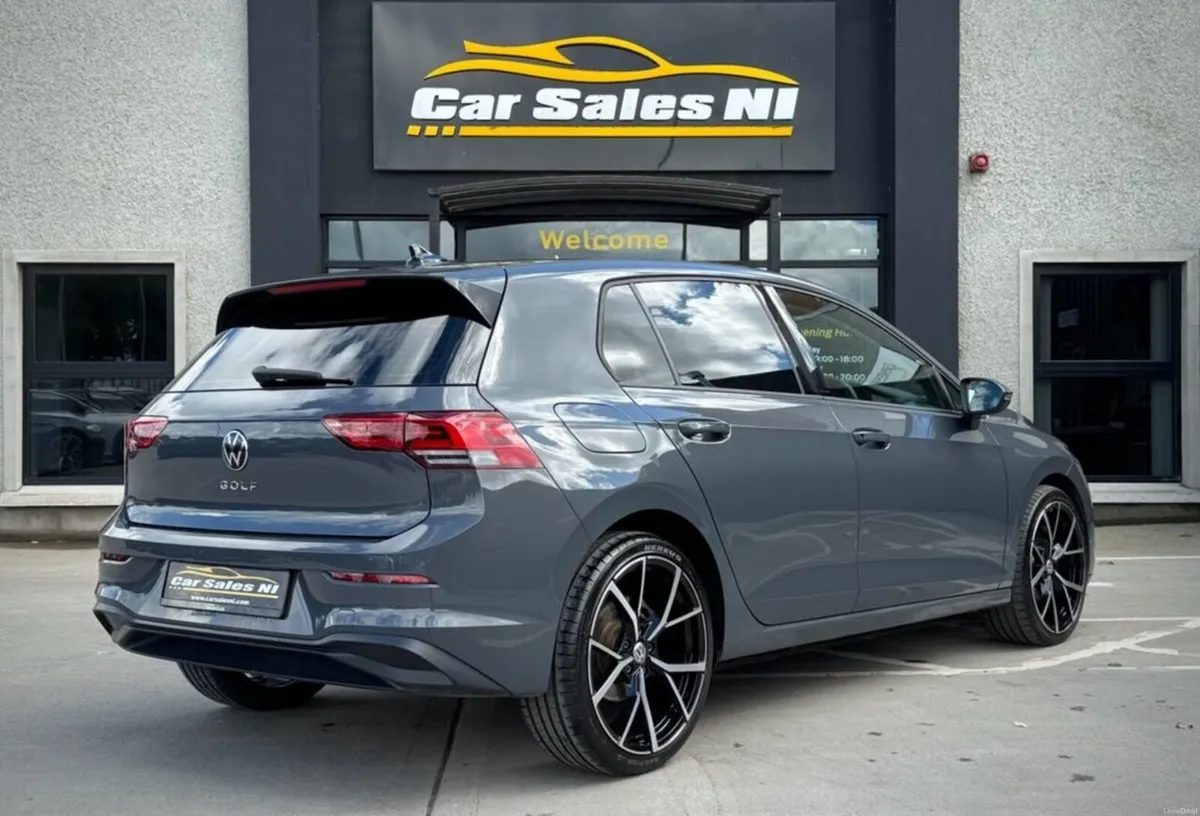 2.0 TDI Life Hatchback 5dr Diesel DSG Euro 6 (s/s) - Image 3