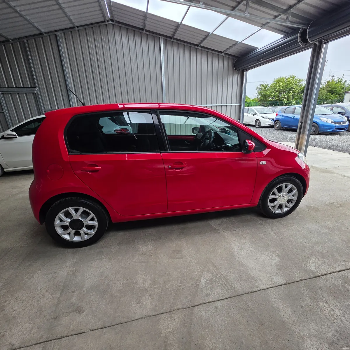 Volkswagen UP! 2015 AUTOMATIC - Image 5