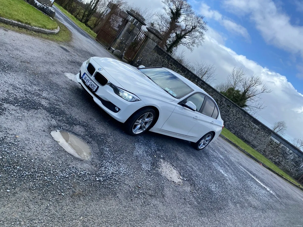 BMW 320d - Image 2