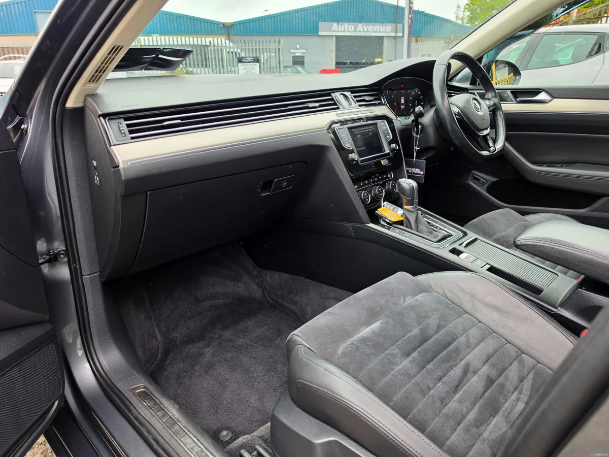 171 VOLKSWAGEN PASSAT *GT*AUTO* - Image 5