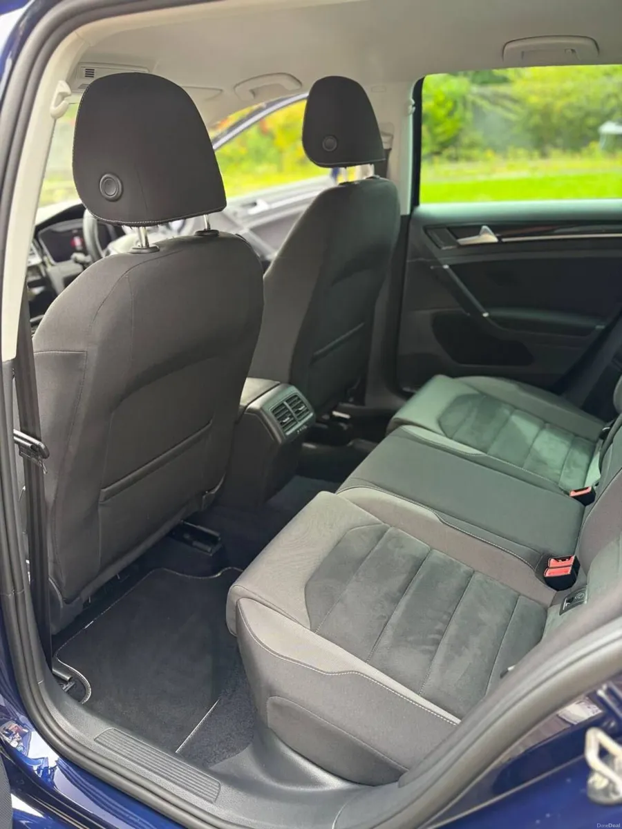 Volkswagen Golf 2018 - Image 2