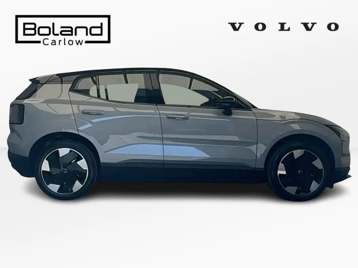Volvo EX30 PLUS LONG RANGE *0% APR* €70 PER WEEK O - Image 4