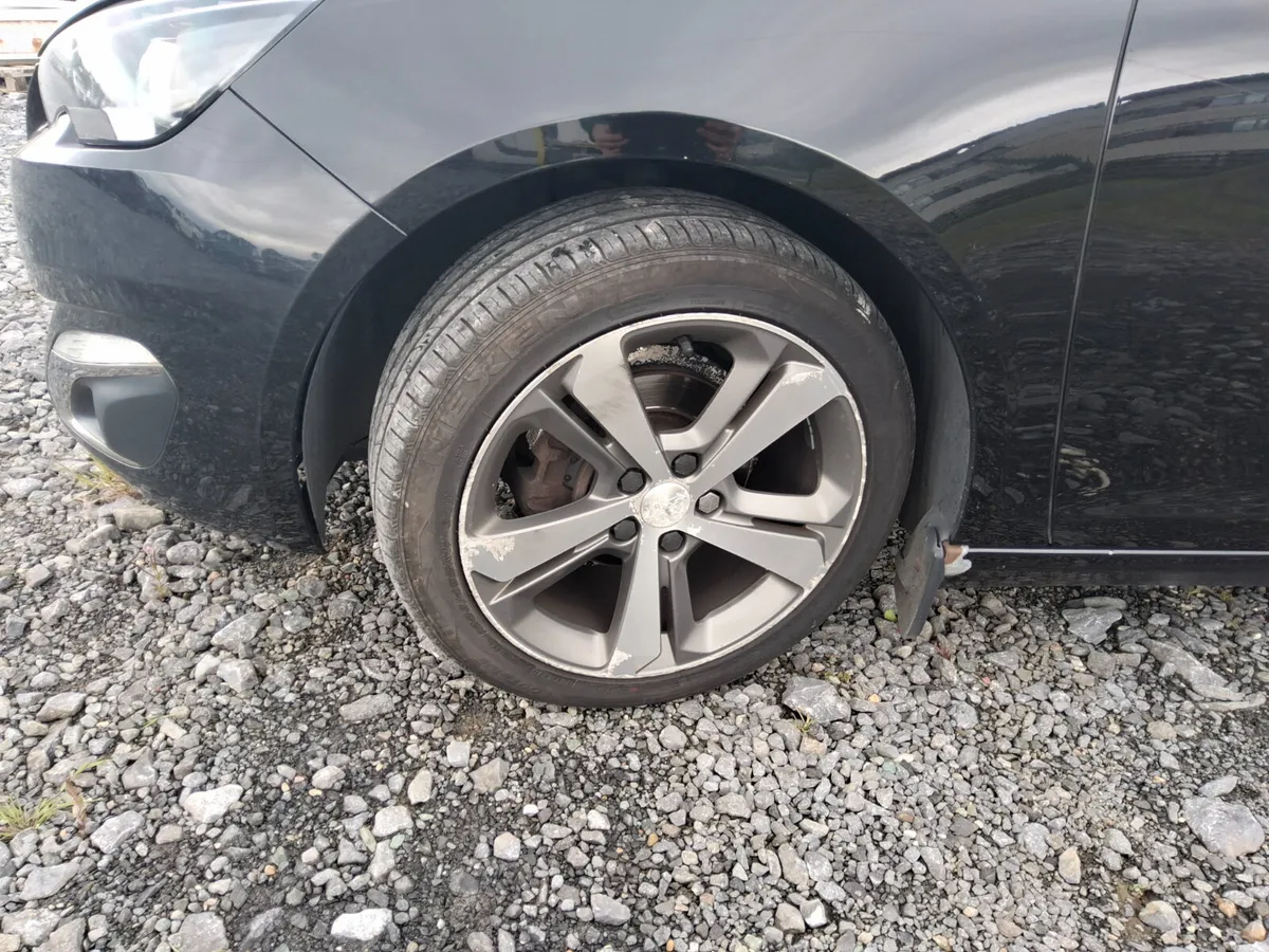 Maindealer Auction unreserved Peugeot 308 2014 - Image 4