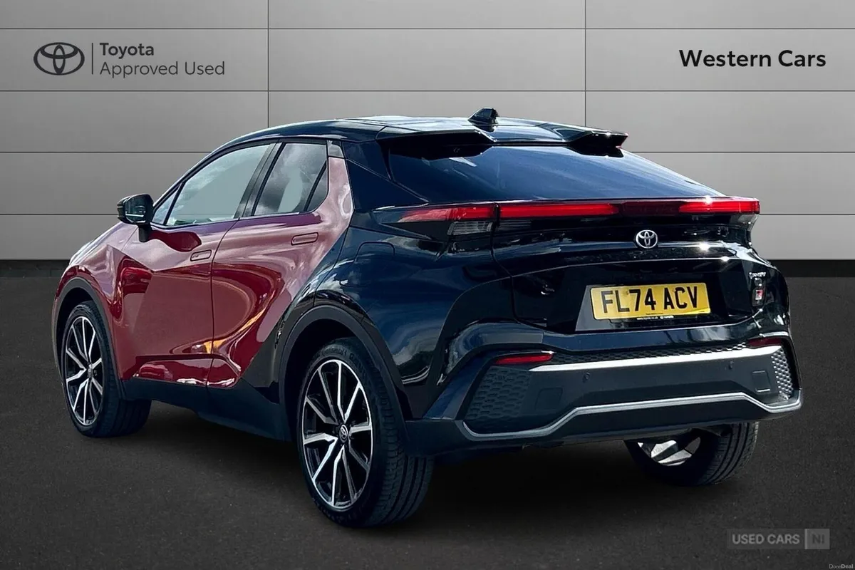 Toyota C-HR 2.0 VVT 13.6kWh GR SPORT CVT Euro 6 (s - Image 4