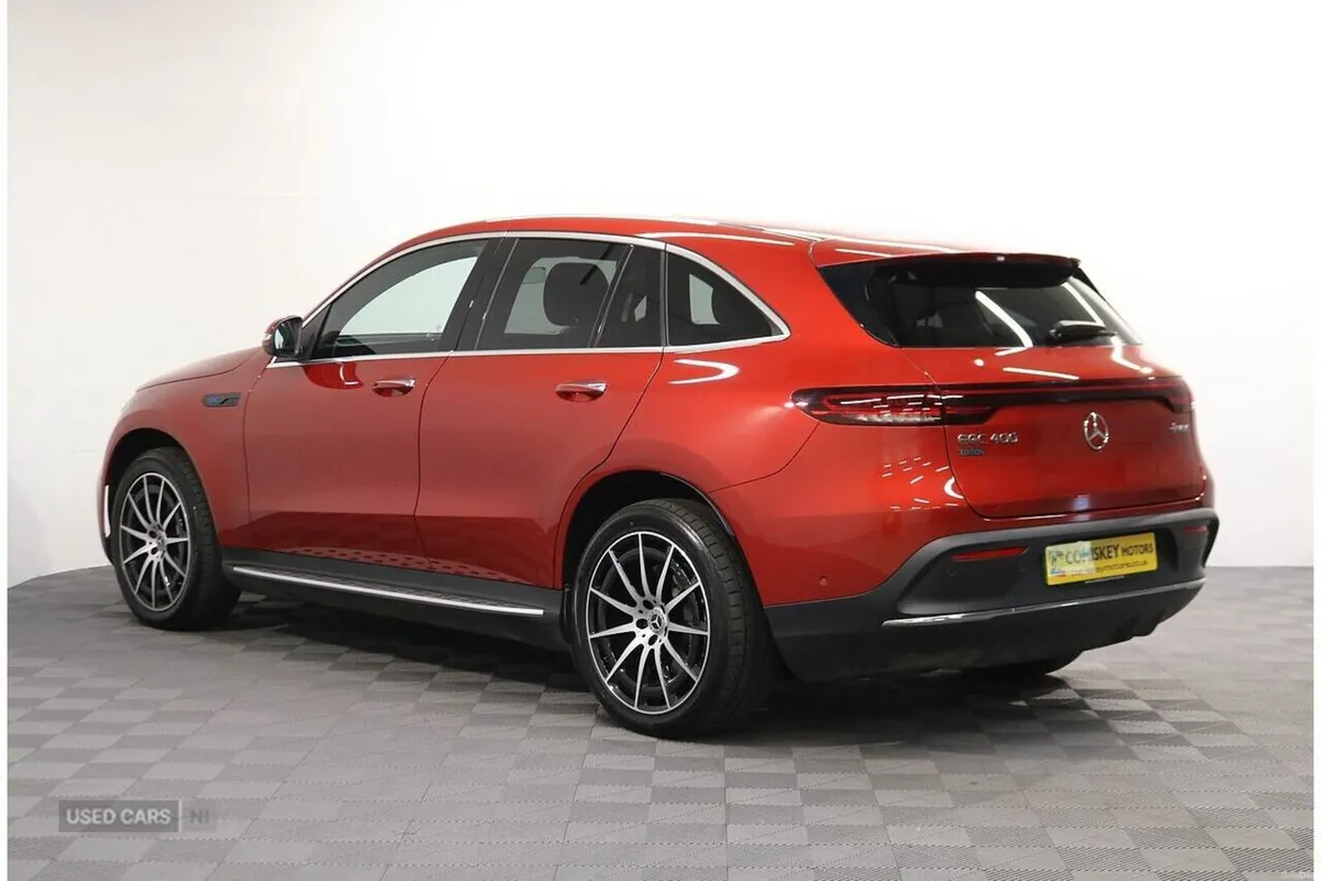 Mercedes-Benz EQC 400 AMG Line Edition - Image 4