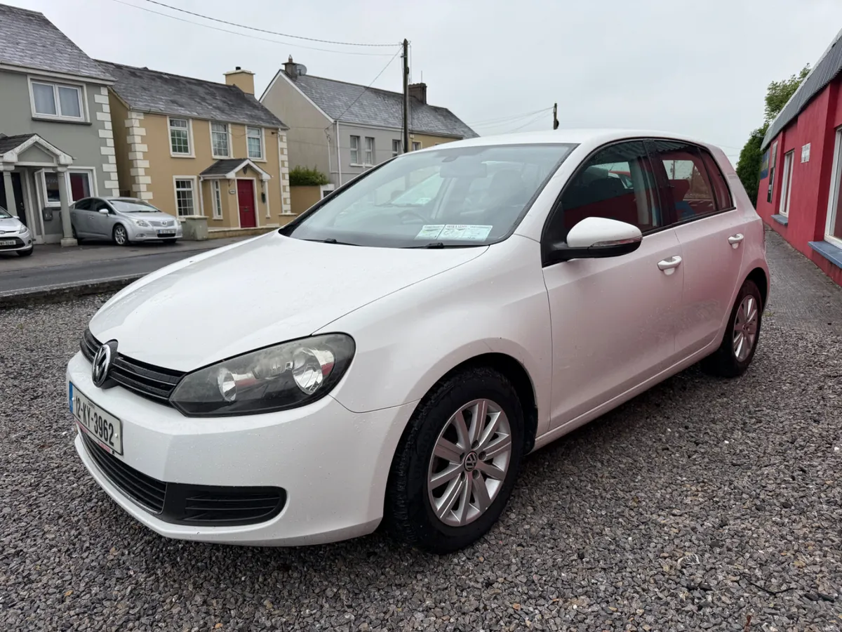 Volkswagen Golf 2012 Automatic 1.2 TSI - Image 3