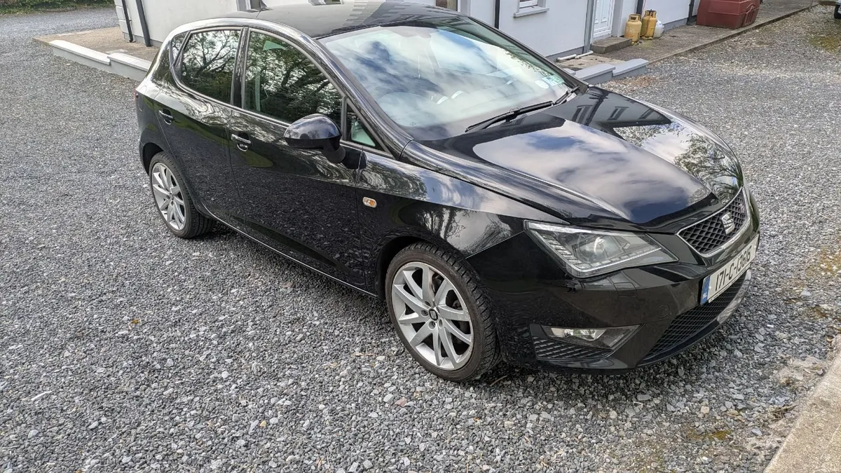 SEAT Ibiza FR 2017 . Fresh service and NCT - Image 1