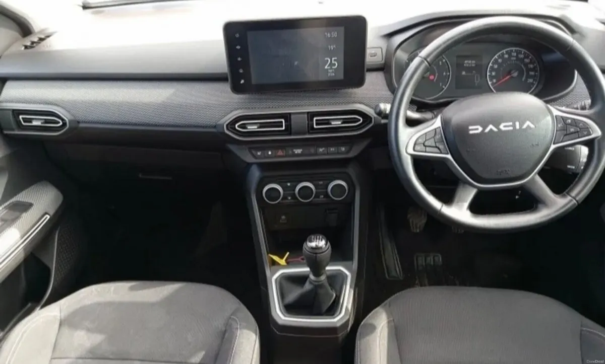 Dacia Jogger Extreme SE 2023 - Image 3