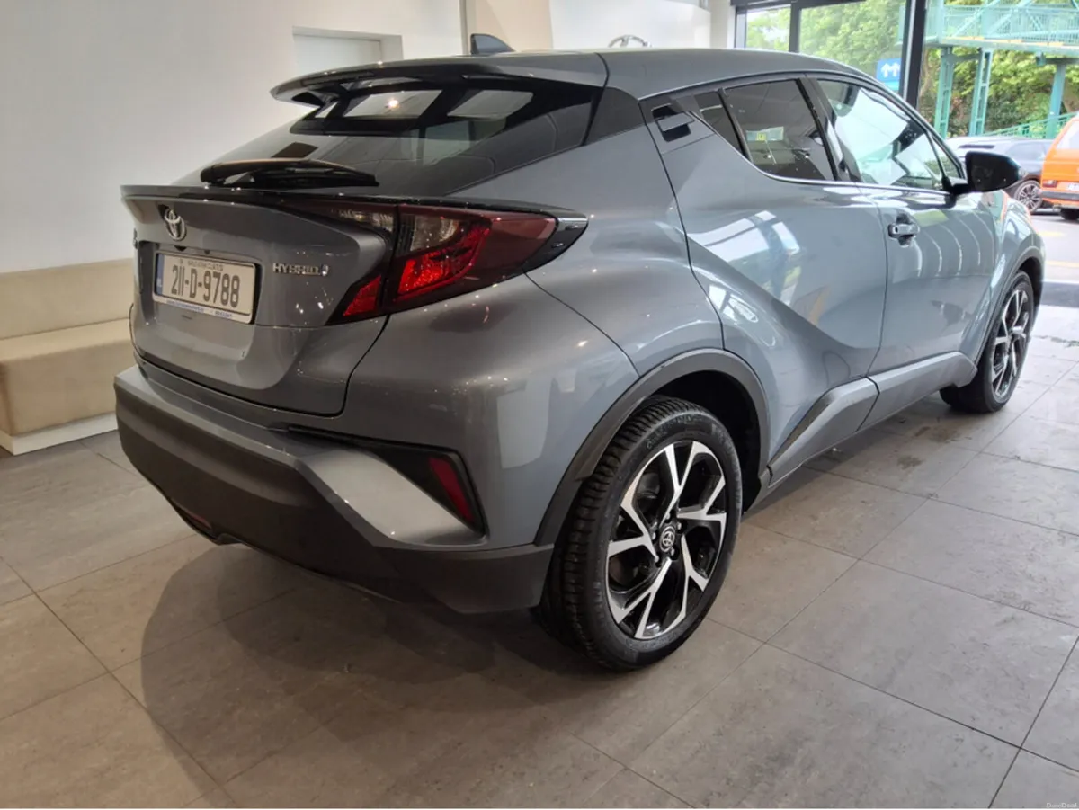 Toyota C-HR 1.8 HYBRID SPORT - Only 46,000 Km - NC - Image 2