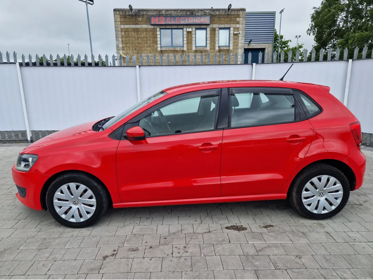 Volkswagen Polo 1.2 PETROL AUTO - Image 6