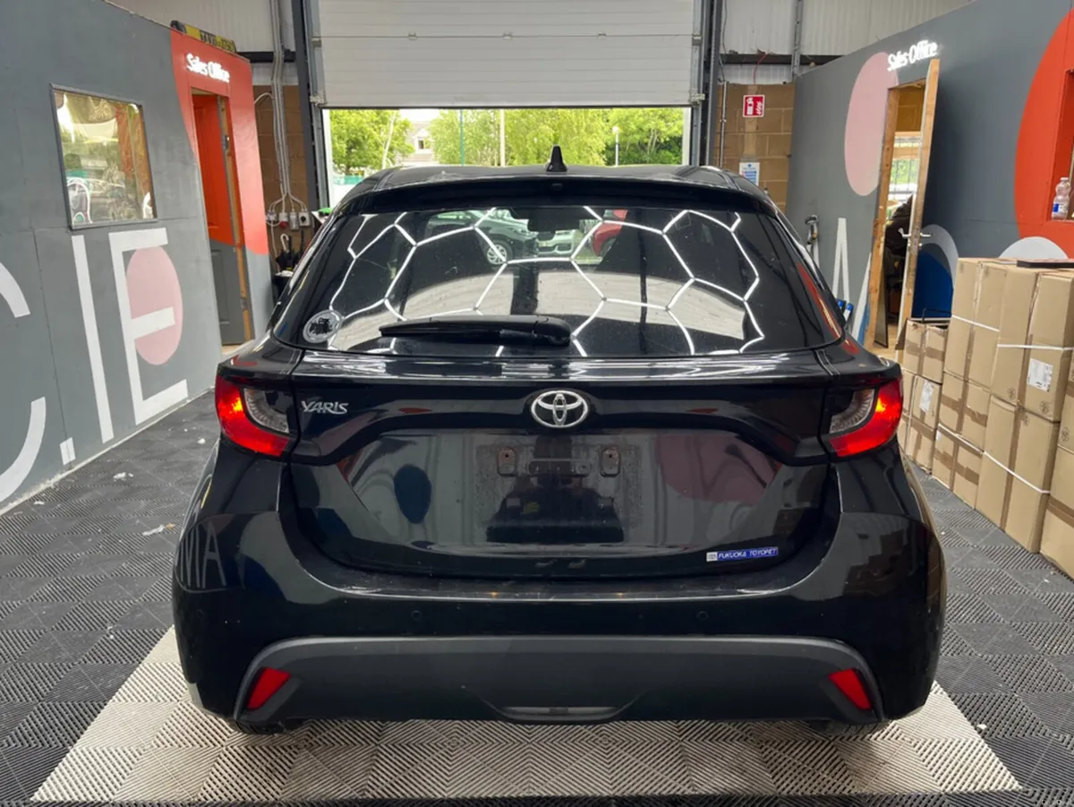 Toyota Yaris 2021 TOYOTA YARIS X 1.0 AUTOMATIC / R - Image 3