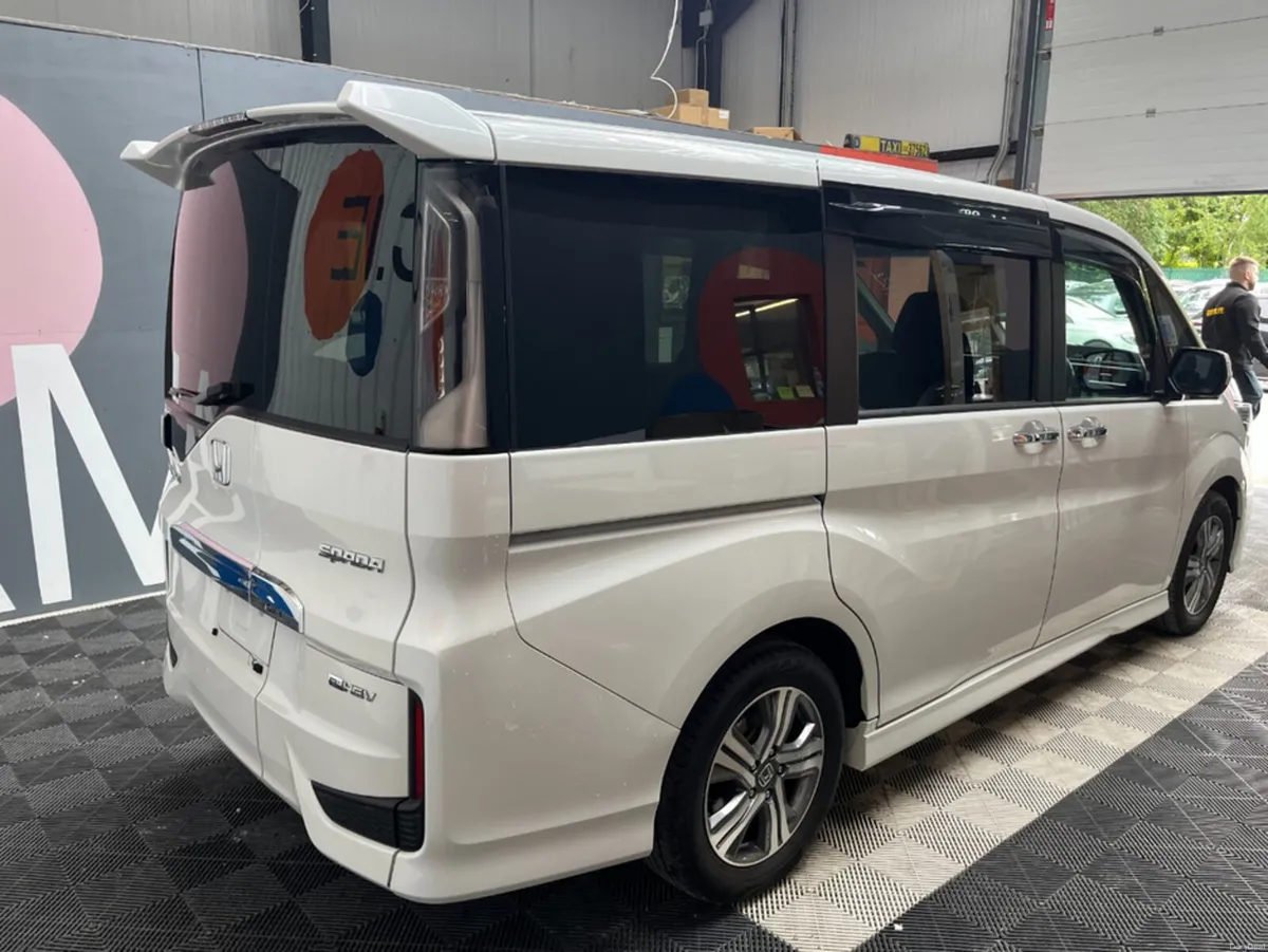 Honda Stepwagon 2021 HONDA STEPWAGON SPADA EHEV G - Image 2