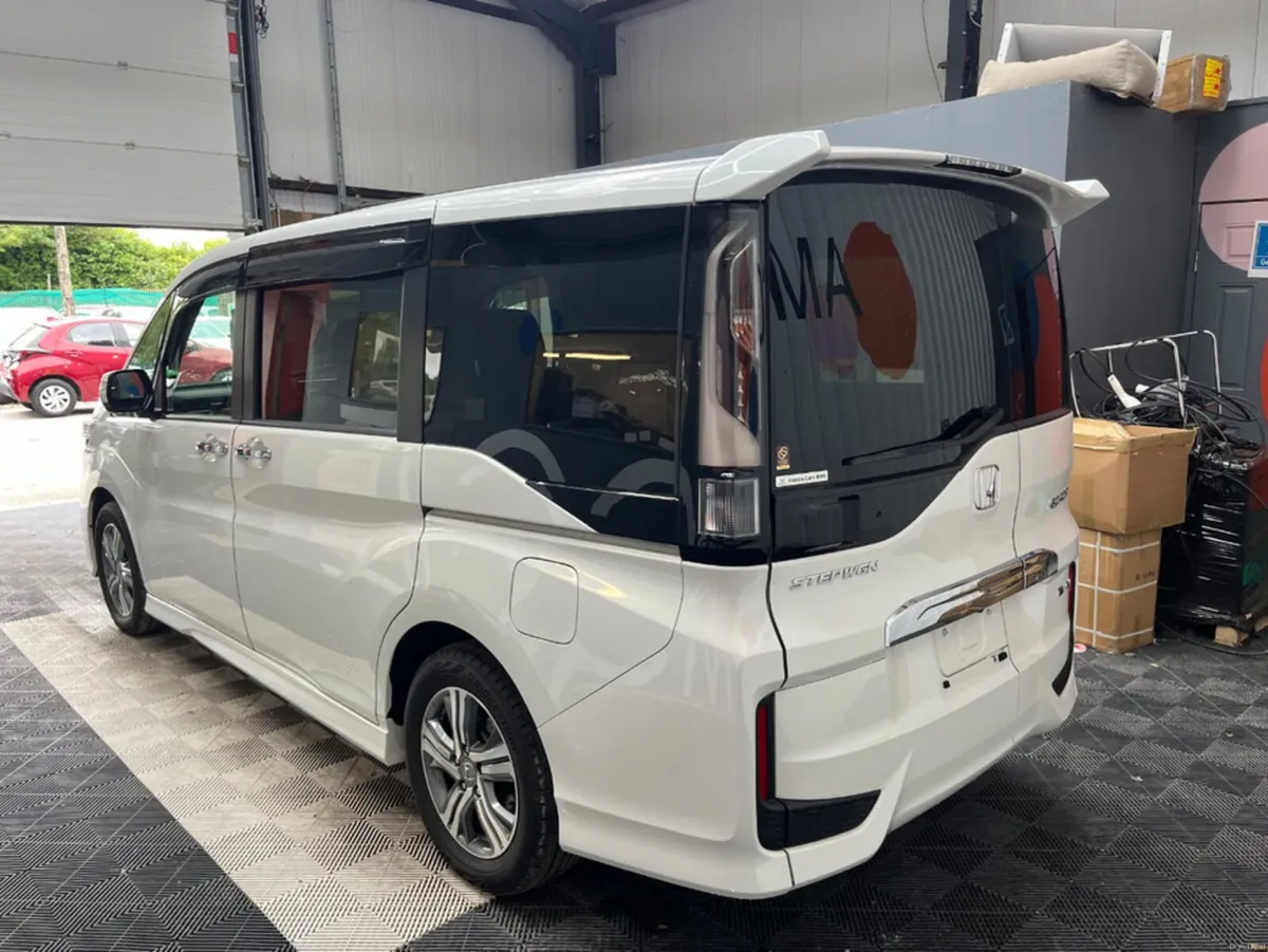 Honda Stepwagon 2021 HONDA STEPWAGON SPADA EHEV G - Image 4