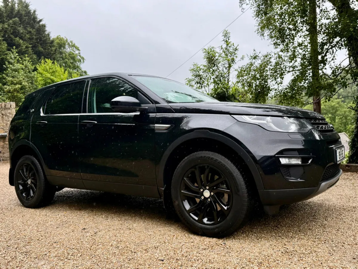 Land Rover Discovery Sport 2.0 TD4 SE 7 SEAT *Full - Image 3