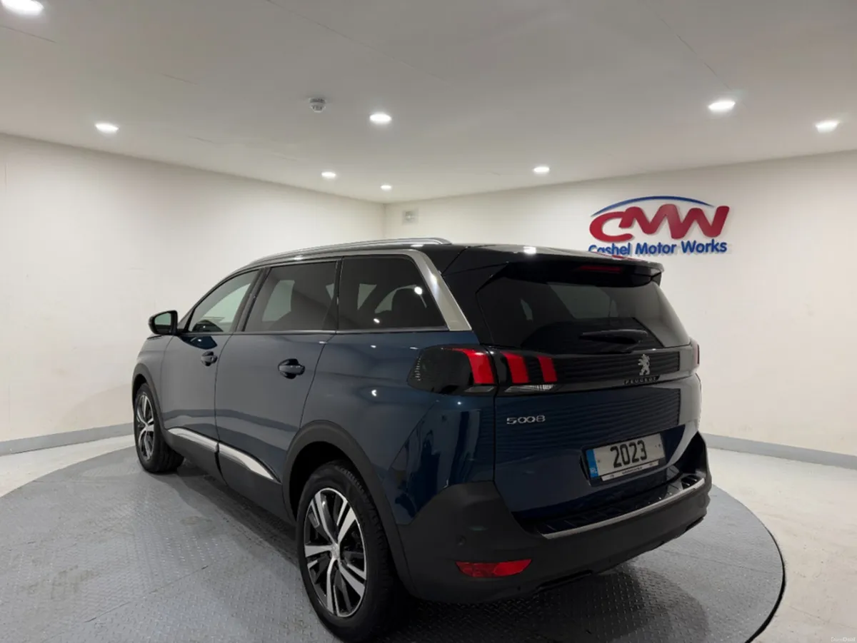 Peugeot 5008 ALLURE PREMIUM PLUS AUTO 130BHP DIESE - Image 5