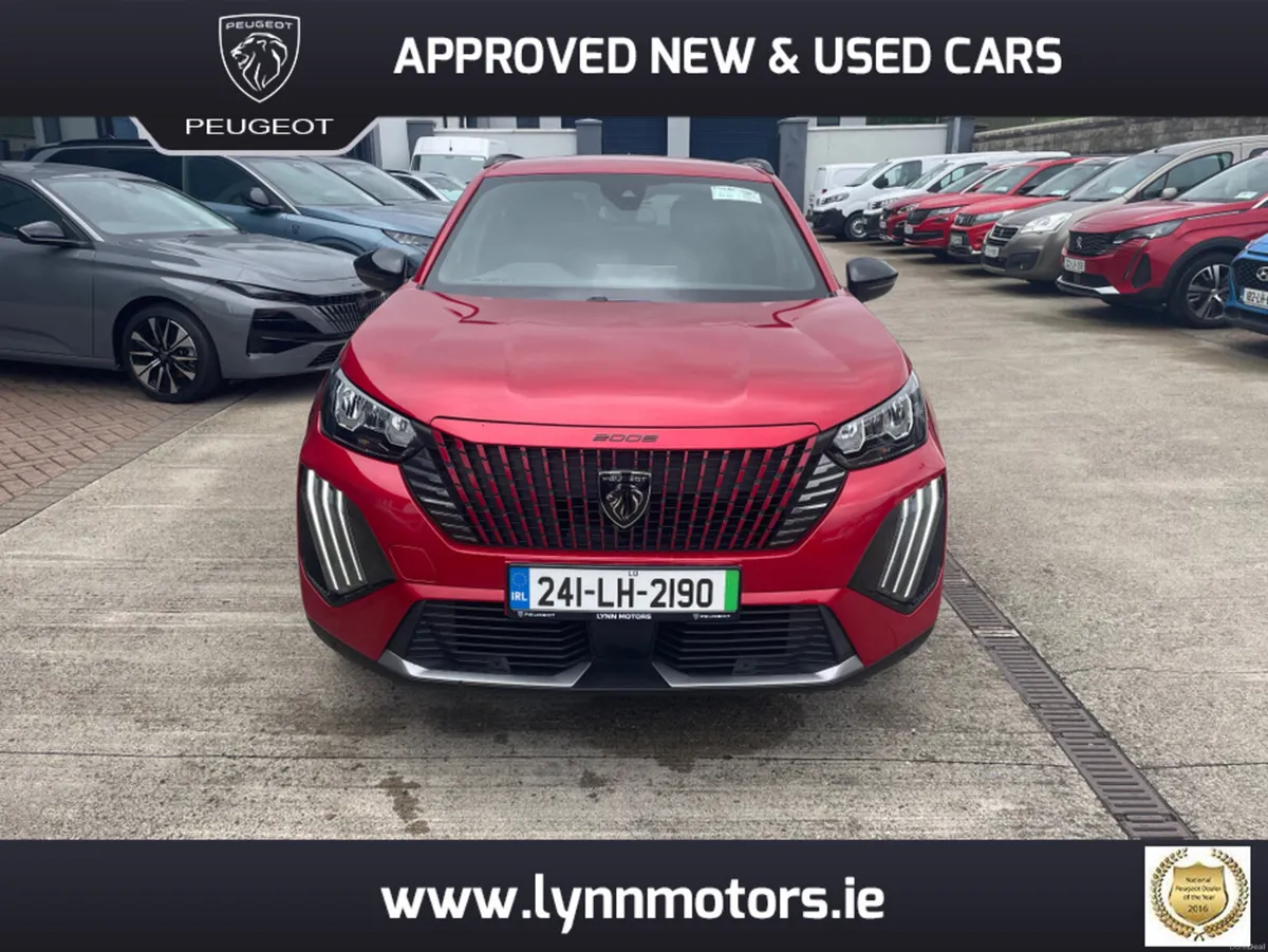 Peugeot 2008 ALLURE 156HP 54 KWH 4DR - Image 2