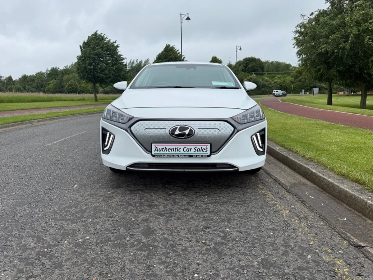 Hyundai IONIQ EV PREMIUM 5DR AUTO 3 - Image 4