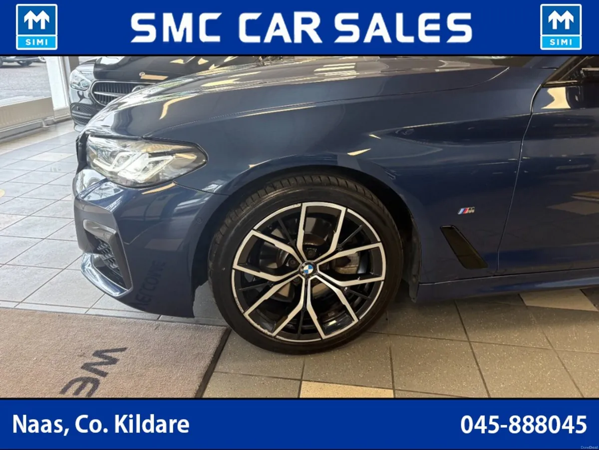 BMW 5-Series 520D M SPORT MHEV LCI ESTATE - Image 5