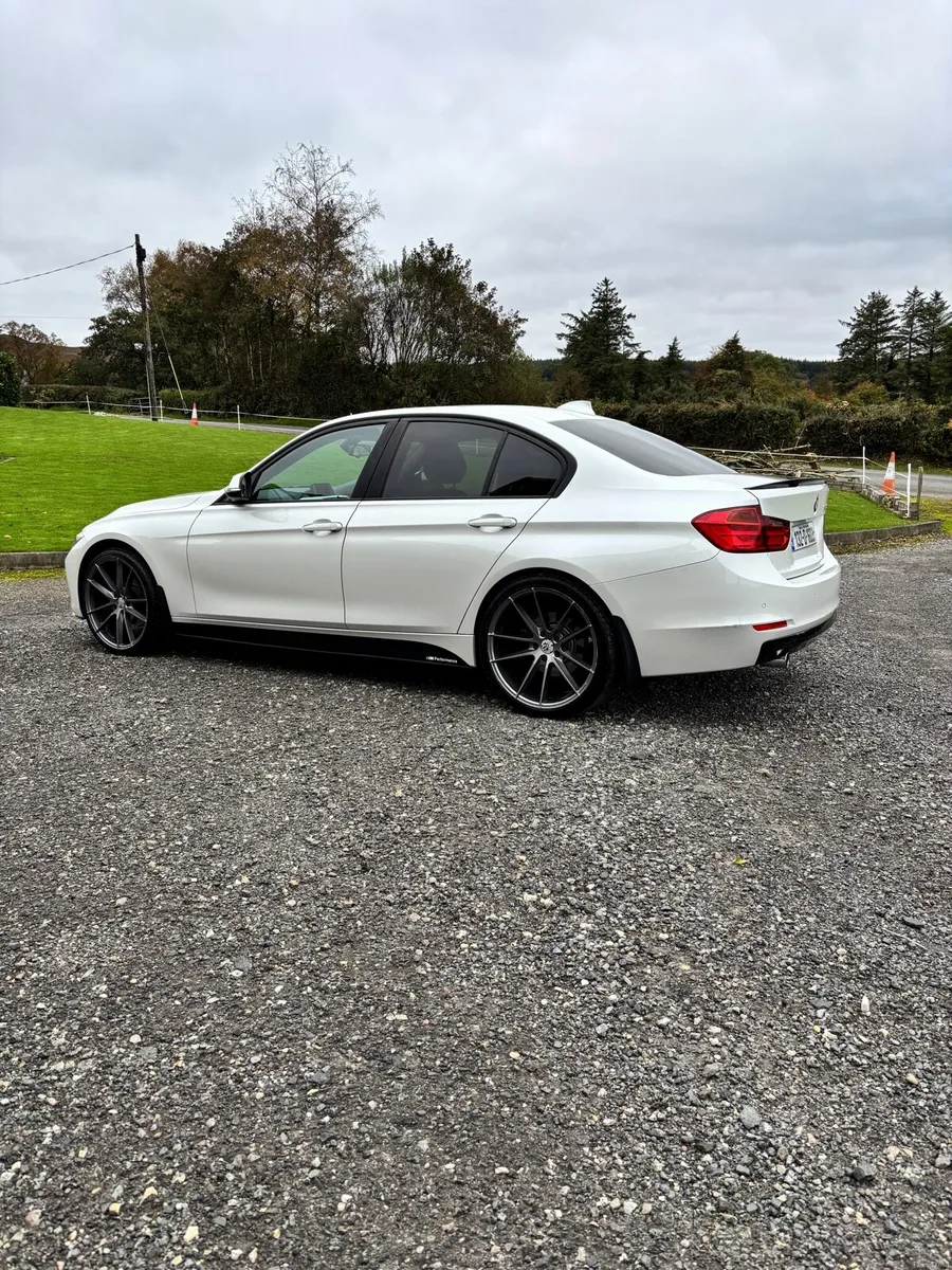 BMW 320D - Image 3