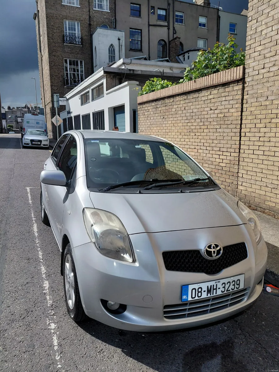 Toyota Yaris 2008 - Image 1