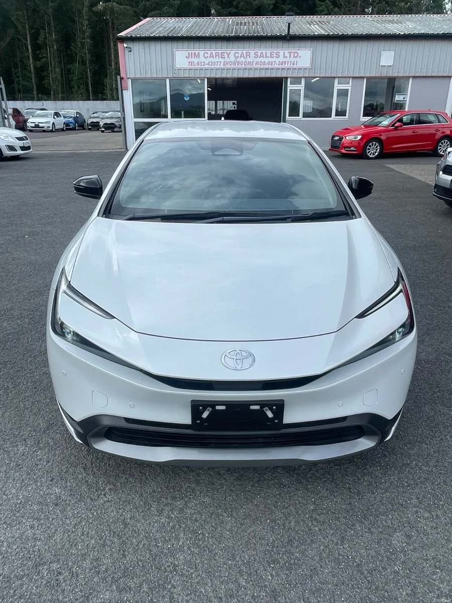 Toyota Prius - Image 4