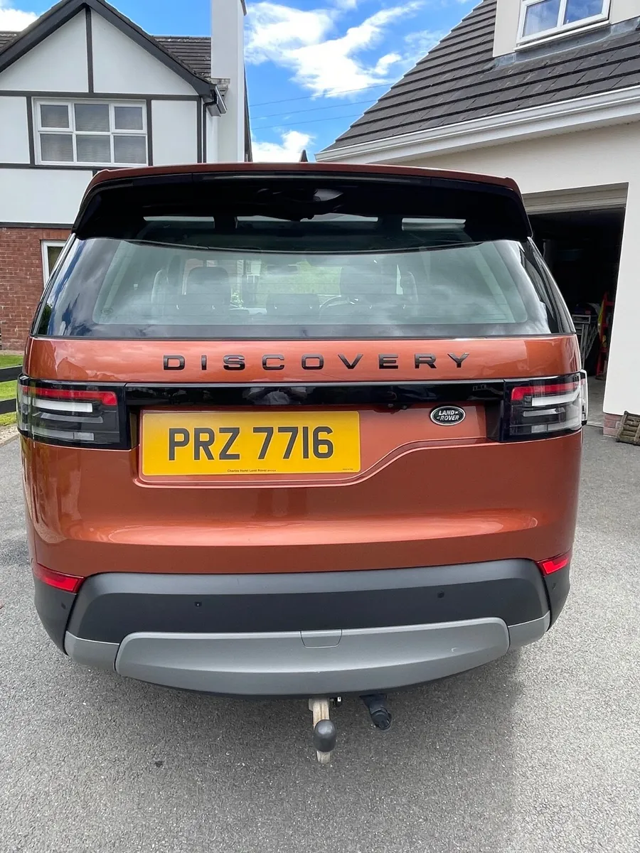 Land Rover Discovery 2019 - LR warranty to 23/9/26 - Image 2