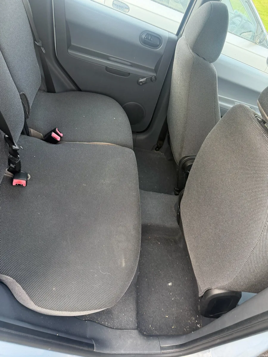 Mitsubishi colt - Image 2